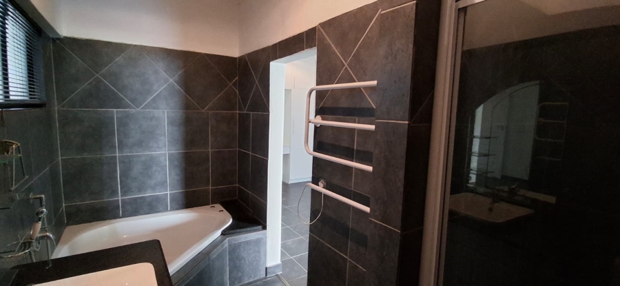 3 Bedroom Property for Sale in Gonubie Eastern Cape
